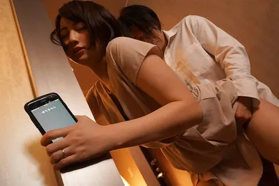 Vợ yêu đi họp lớp rồi làm tình với nyc mặc cho chồng yêu ở nhà chờ