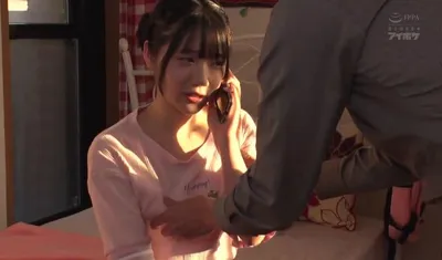 Bố dượng phát hiện con gái riêng của vợ là diễn viên jav