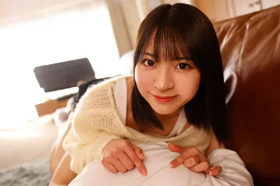 Chị gái lần đầu có any còn nhiều ngỡ ngàng nên mượn cục thịt thằng em tập trước