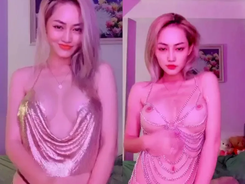 Em ngọc hà vú to nứng tự sướng p1